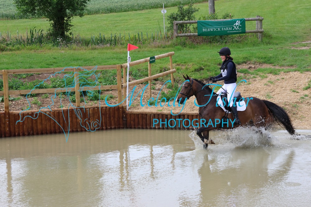 0M2A6704